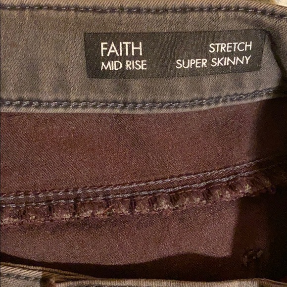 BUFFALO FAITH MID RISE DARK GRAY JEGGINGS - Picture 12 of 13